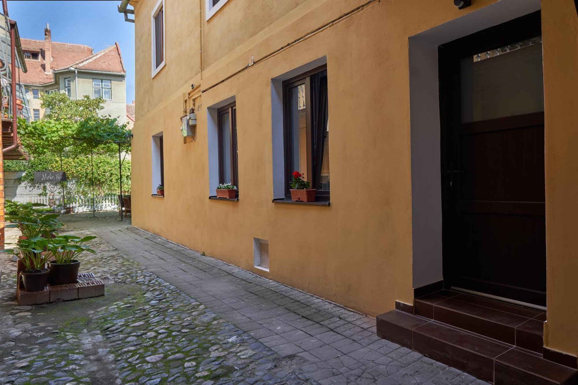 Moldos Haus Apartment Sibiu Exterior photo